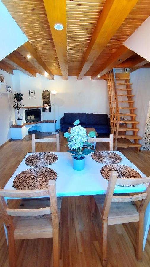 וילנה Private Sauna & 4 Bedrooms Old Town Rooftop Apartment מראה חיצוני תמונה
